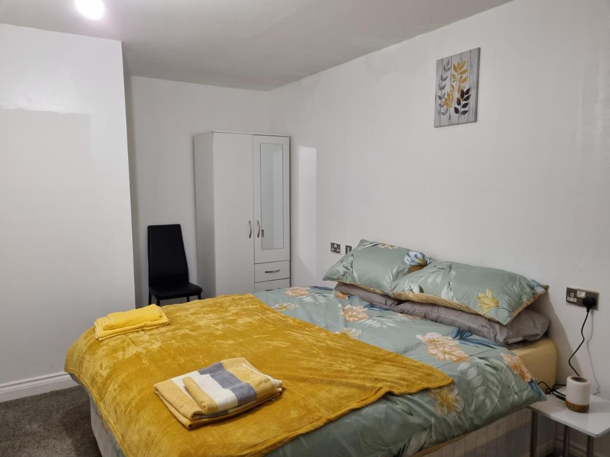 Deluxe Apartment Sleeps Up To 6 Leicester Exterior foto