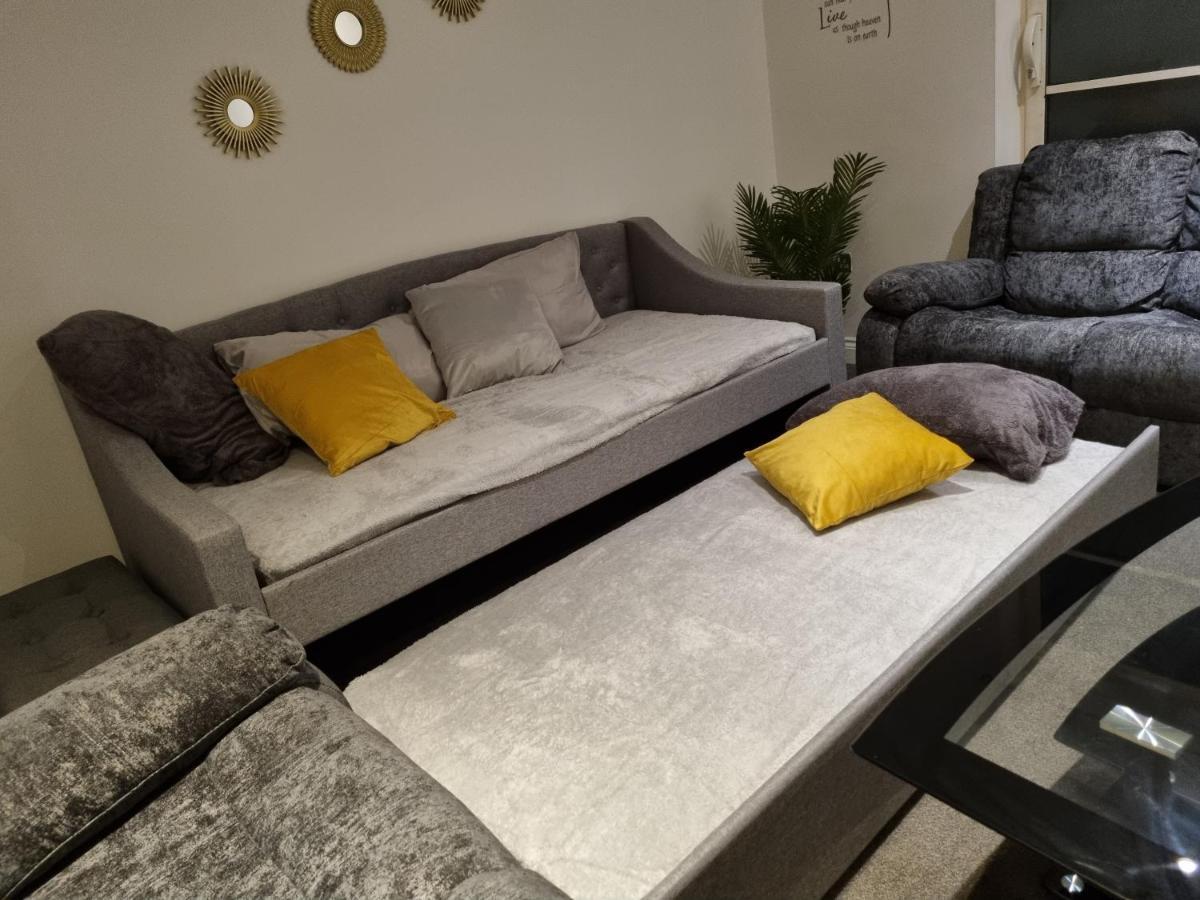 Deluxe Apartment Sleeps Up To 6 Leicester Exterior foto